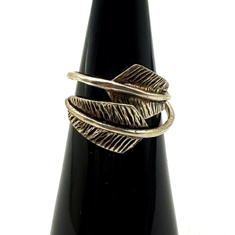 Silver Tone Feather Wrap Ring Bohemian Bypass Nature Inspired Band Size 6.75